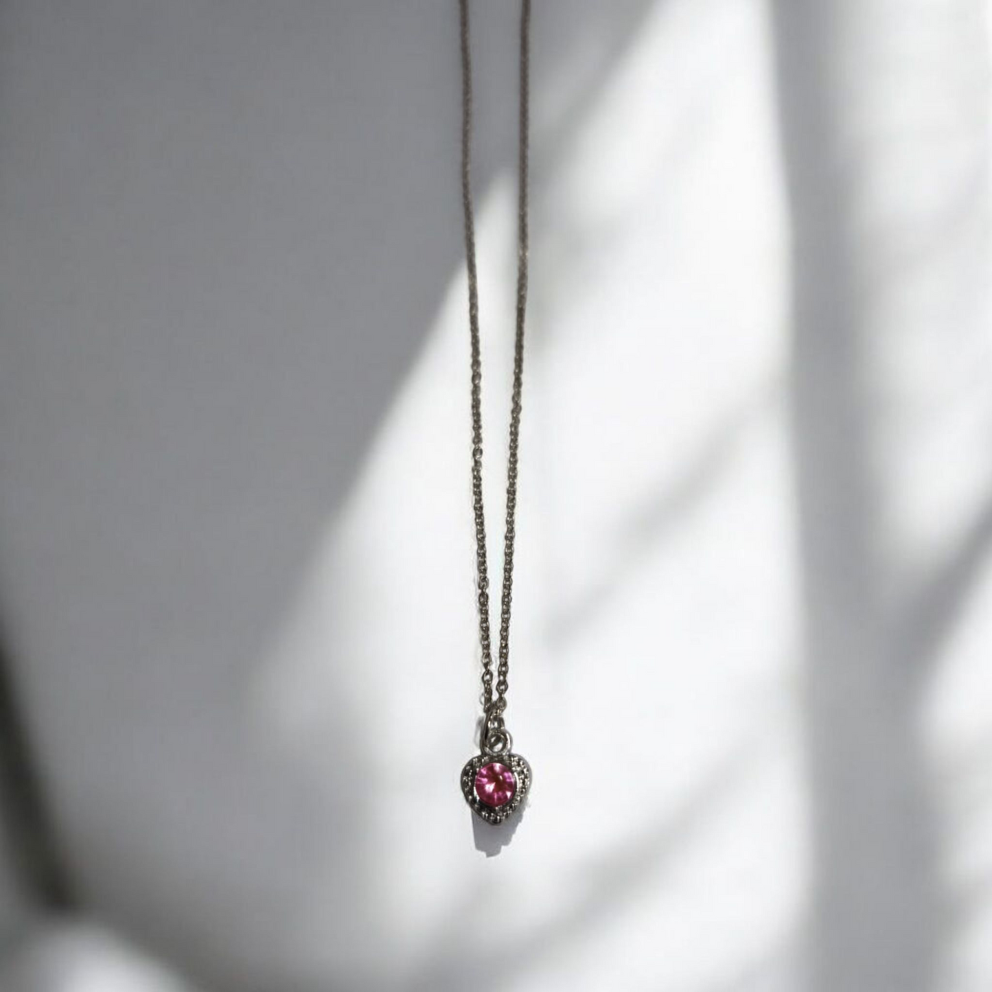PNDR Model Pembe Taşlı Kalp Kolye