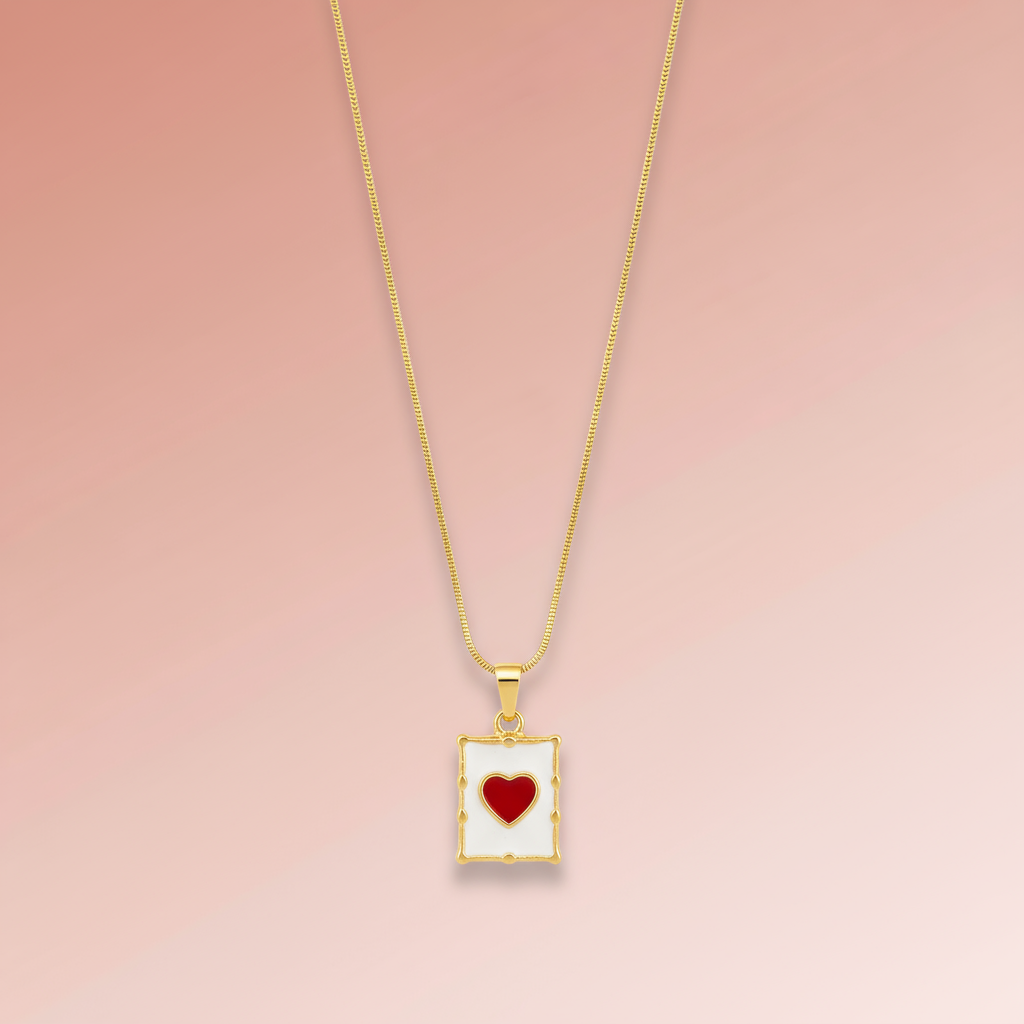 Mineli Kalp Plaka Kolye