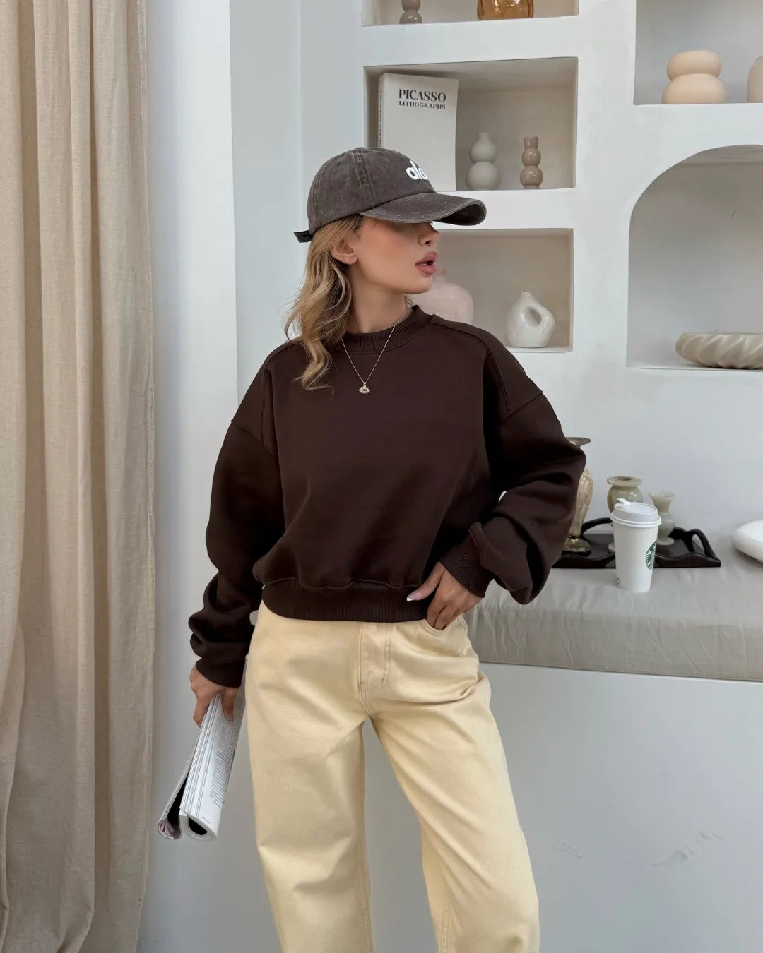 0 Yaka Basic Crop Sweatshirt