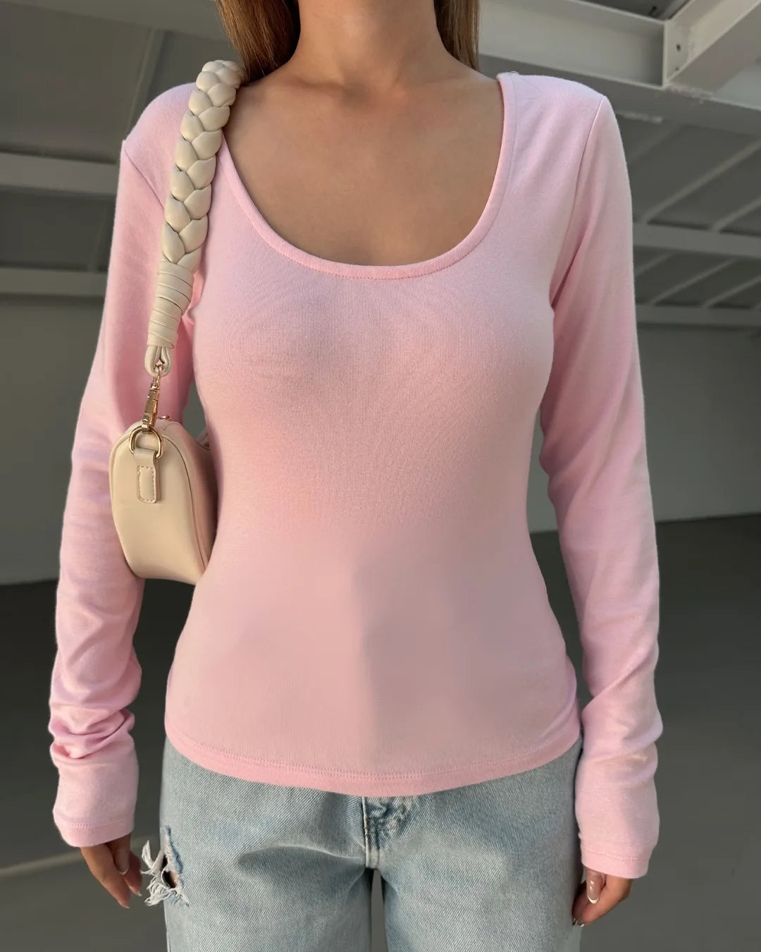 Modal Derin Yaka Body