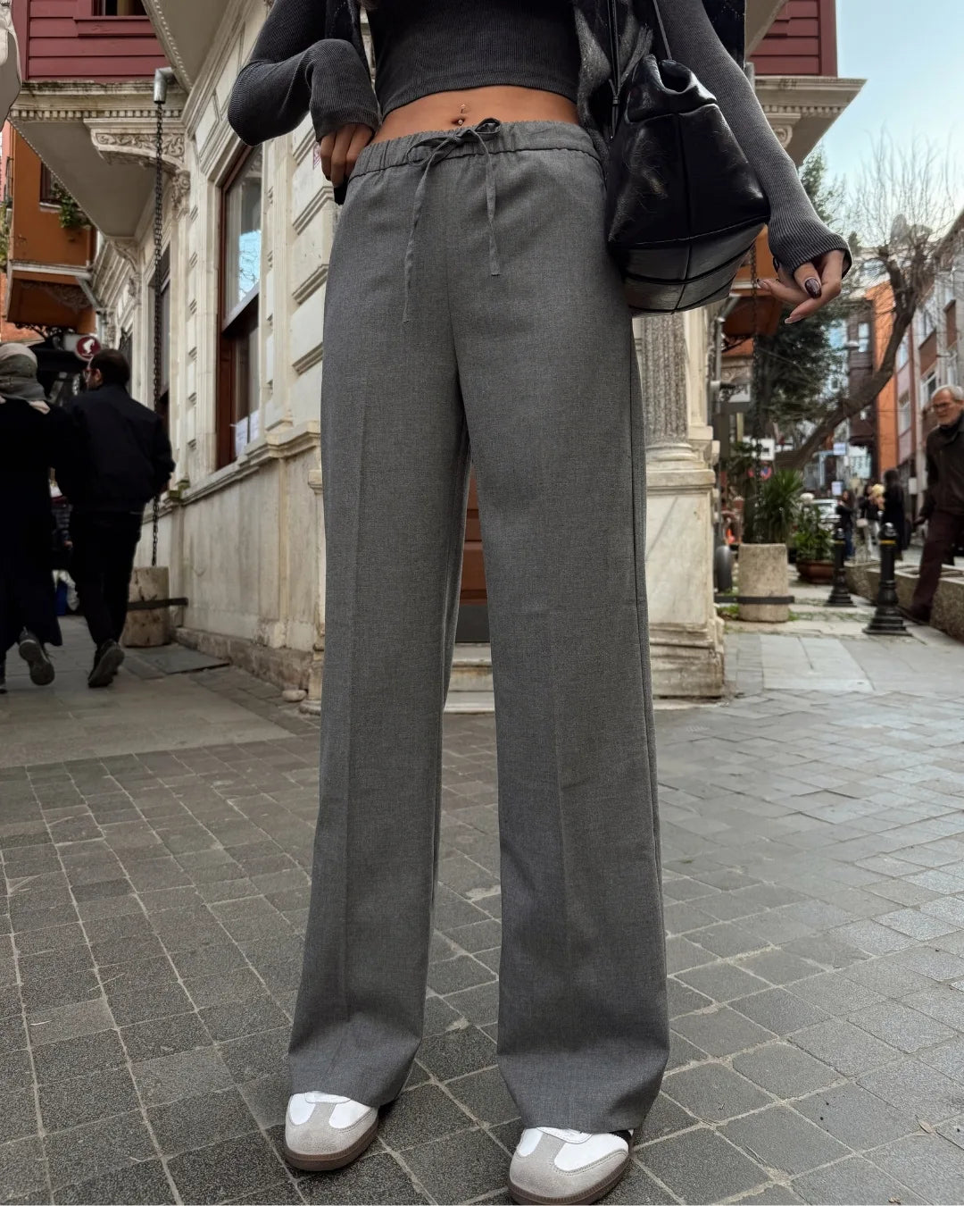 Bel Lastikli Bağcıklı Palazo Pantolon