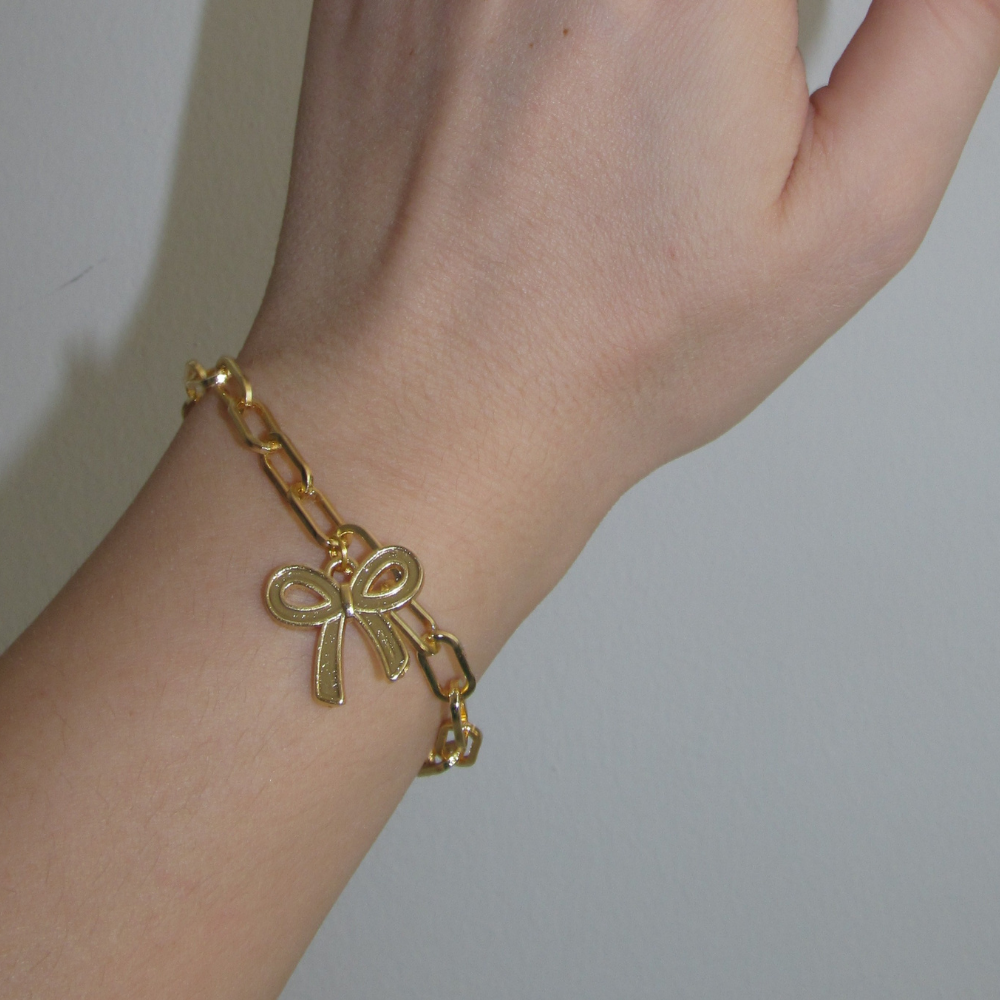 Fiyonk Charm Bileklik
