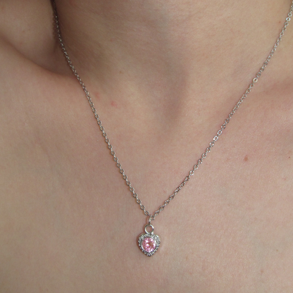 PNDR Model Pembe Taşlı Kalp Kolye