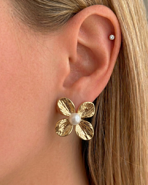 İrva Collection Sage Küpe with intricate gold-toned design, showcasing elegant dangle earrings on a neutral background.