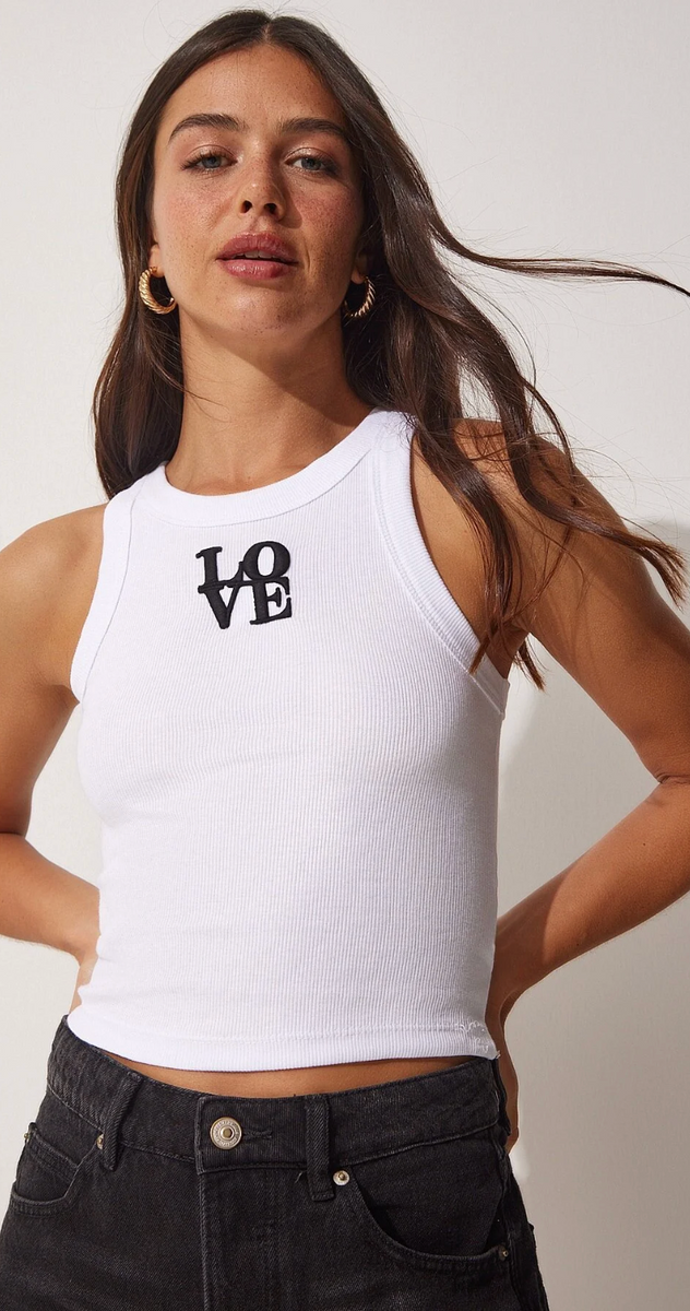 Kadın Beyaz Halter Yaka Nakışlı Fitilli Crop Örme Bluz