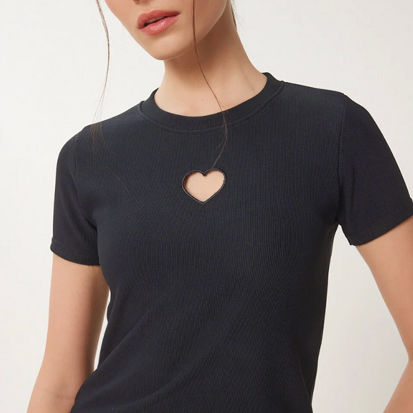 Kadın Kalp Nakışlı Fitilli Örme T-Shirt