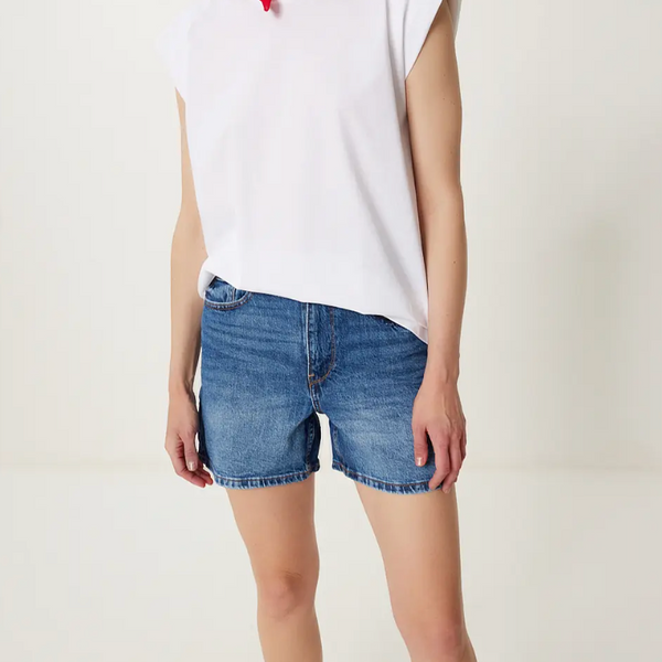 Kadın Beyaz Vatkalı Basic Örme T-Shirt
