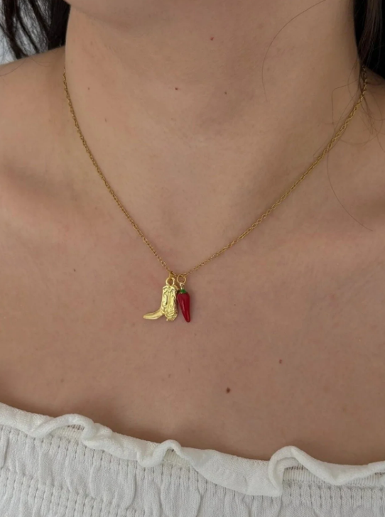 Çelik Hot N Fun Kolye/Çizme-Kırmızı Biber Kolye