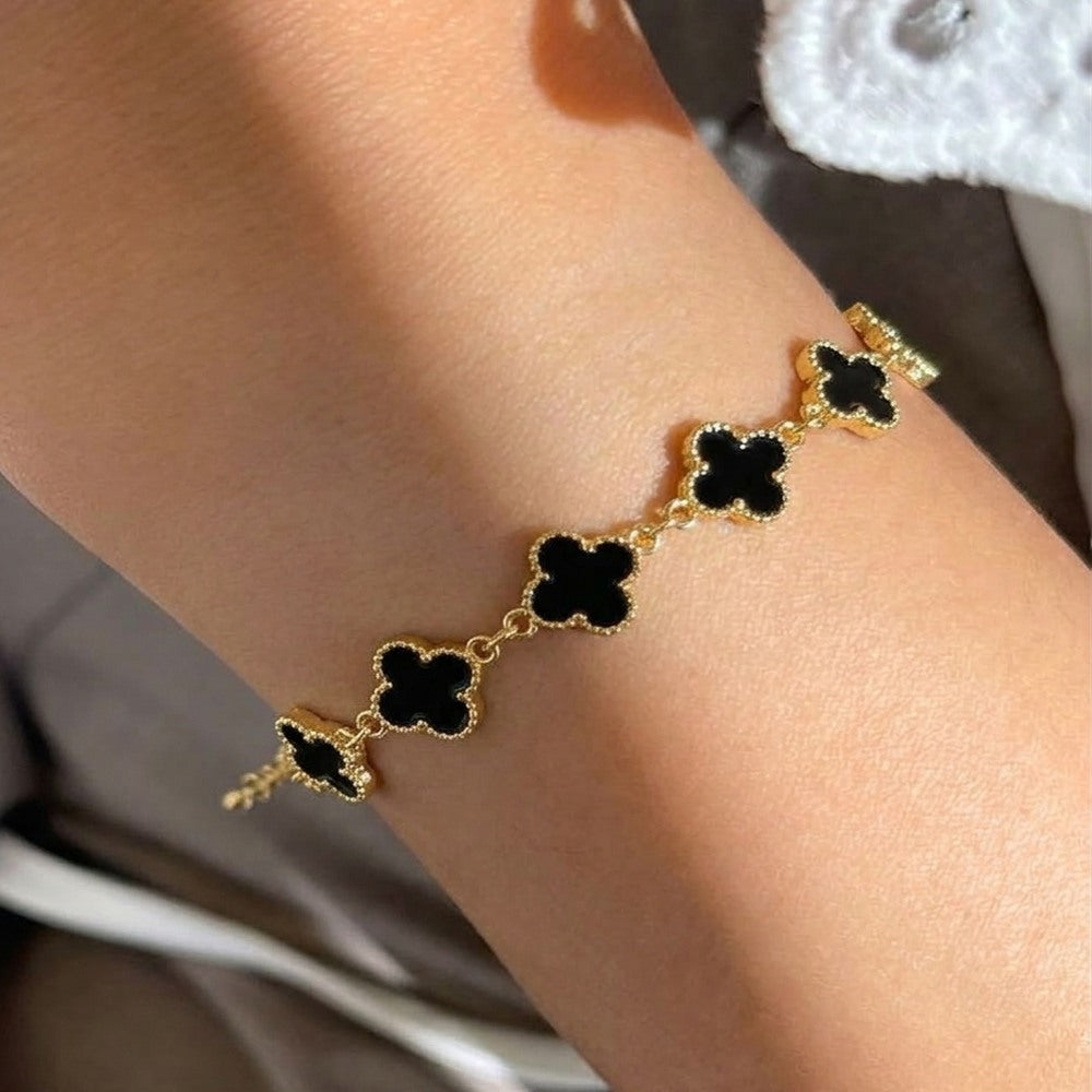 Kararmaz Mini Yonca Bileklik