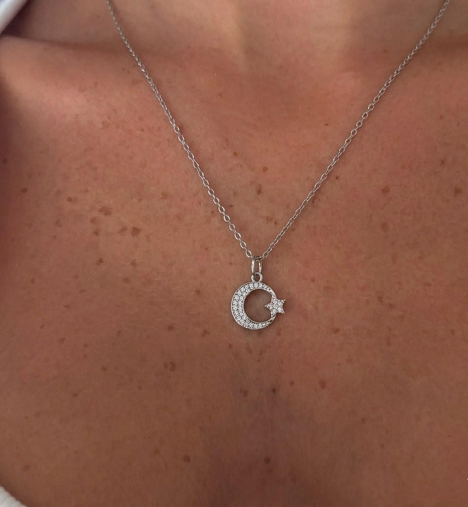 Kararmaz Türk Bayrağı Kolye