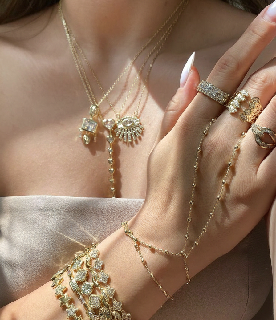 Gold Top Zincirli Şahmeran - İrva Collection