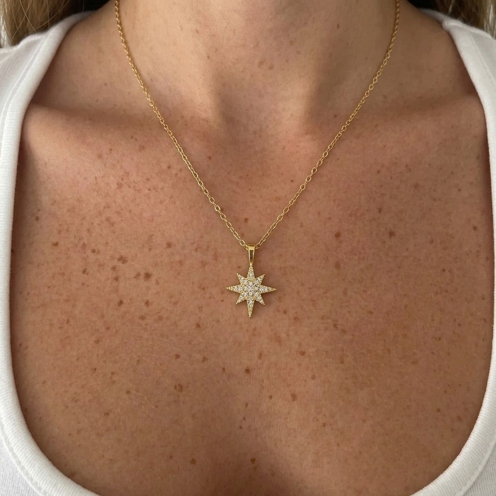 Kararmaz Kutup Yıldızı Kolye