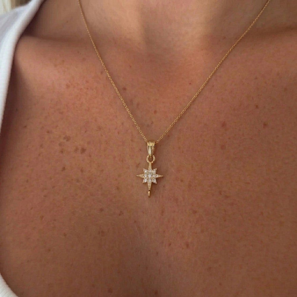 Kararmaz Mini Kutup Yıldızı Kolye