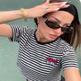 Kadın Siyah Çizgili Nakışlı Pamuklu Crop Örme T-Shirt