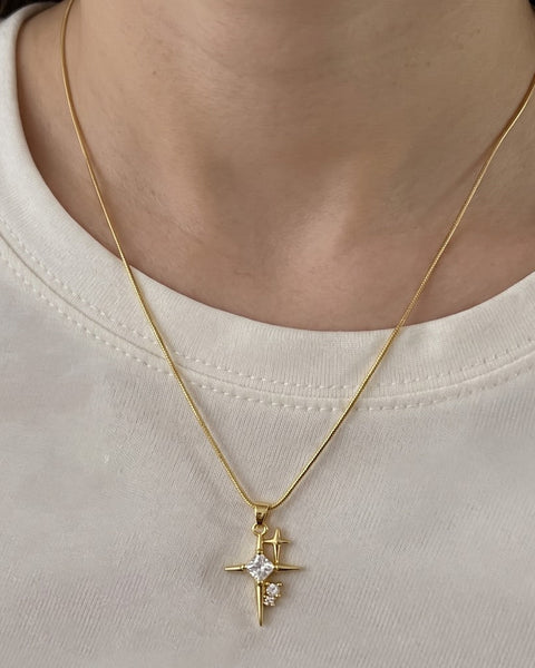 Taşlı Starbust Kolye