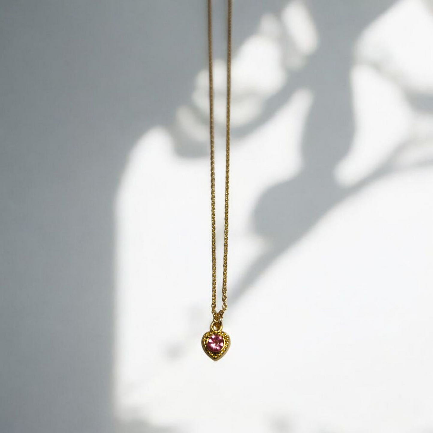PNDR Model Pembe Taşlı Kalp Kolye