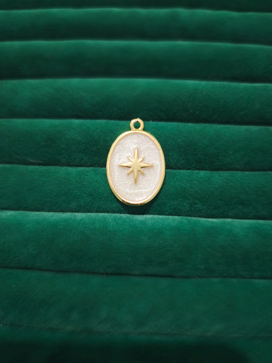 Oval Kutup Yıldızı Charm