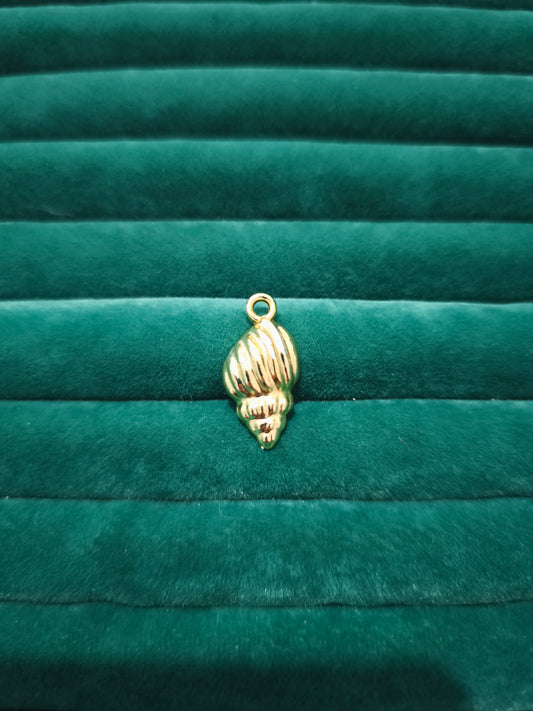 Deniz Kabuğu Charm