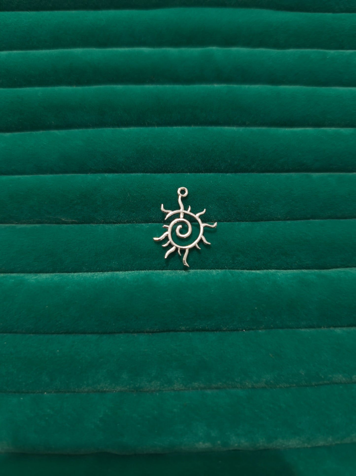 Silver Güneş Charm