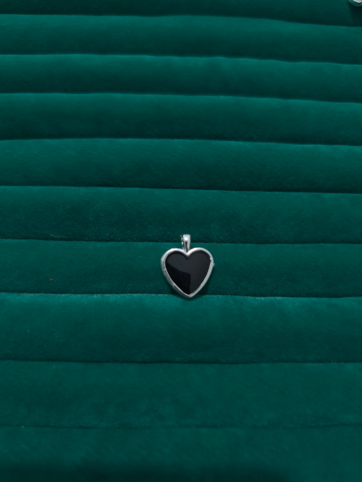 Silver Siyah Kalp Charm