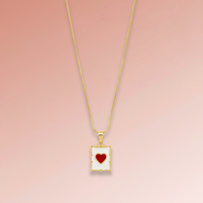 Mineli Kalp Plaka Kolye