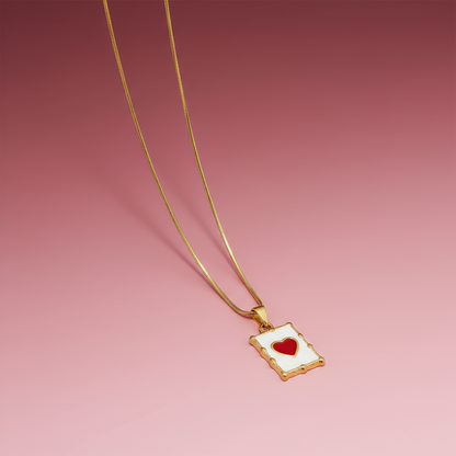 Mineli Kalp Plaka Kolye