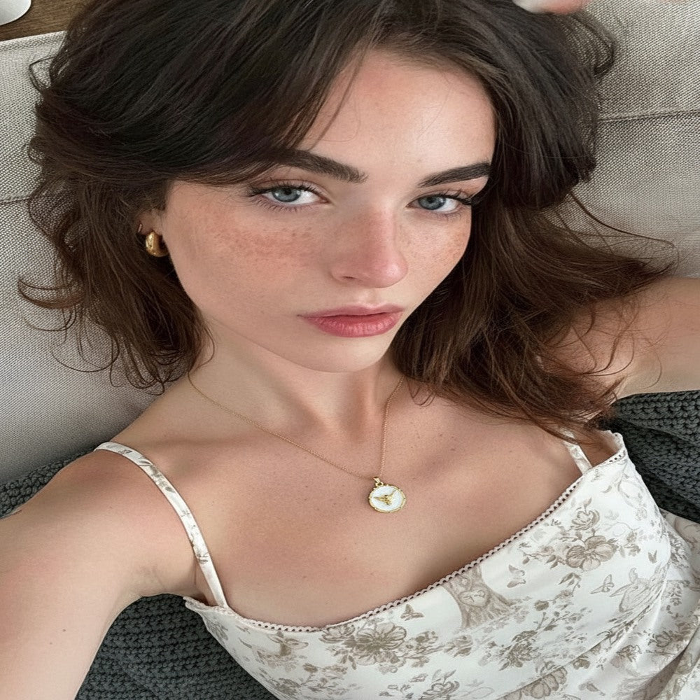Melek Plaka Kolye