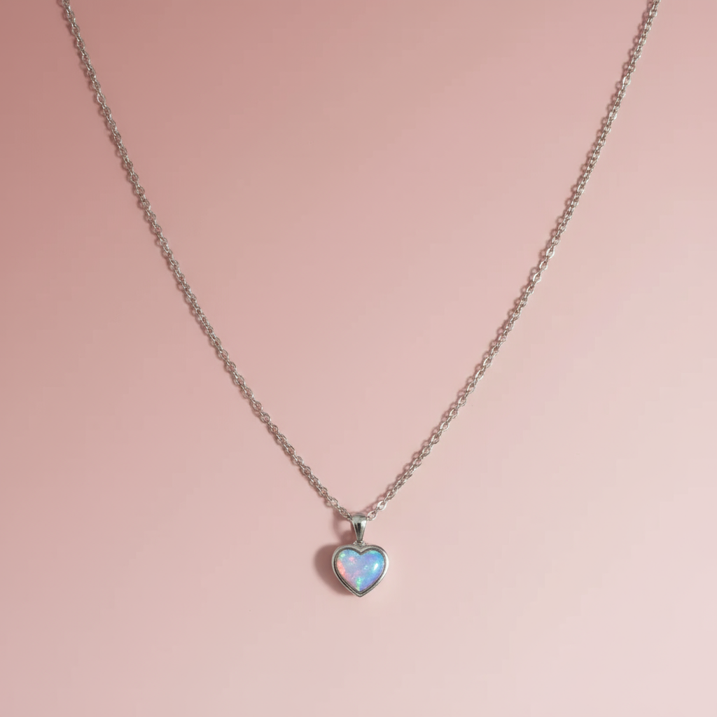 Gümüş Parlak Kalp Kolye