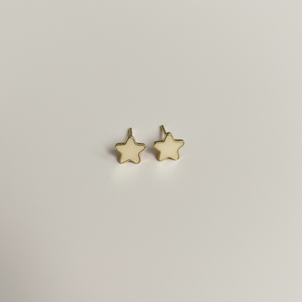 Mineli Yıldız Küpe