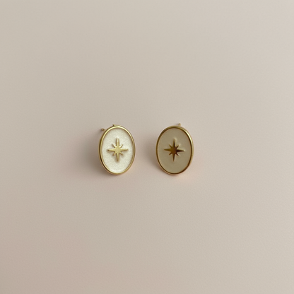 Oval Mineli Kutup Yıldızı Küpe