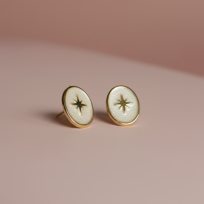 Oval Mineli Kutup Yıldızı Küpe