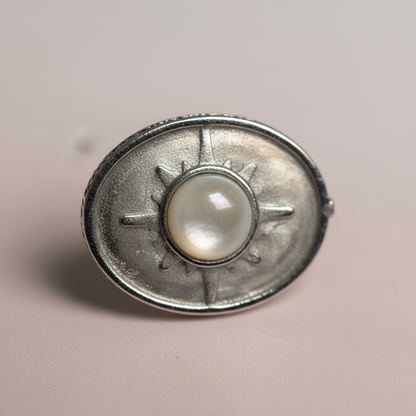 Gümüş Sedefli Oval Küpe