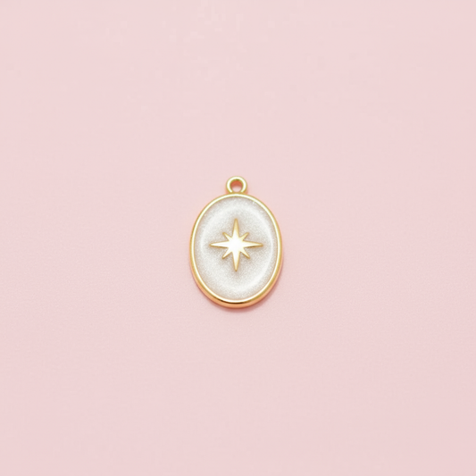 Oval Kutup Yıldızı Charm