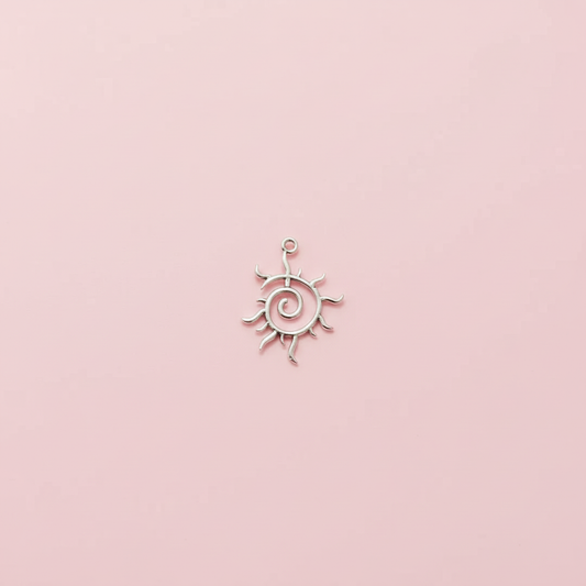 Silver Güneş Charm