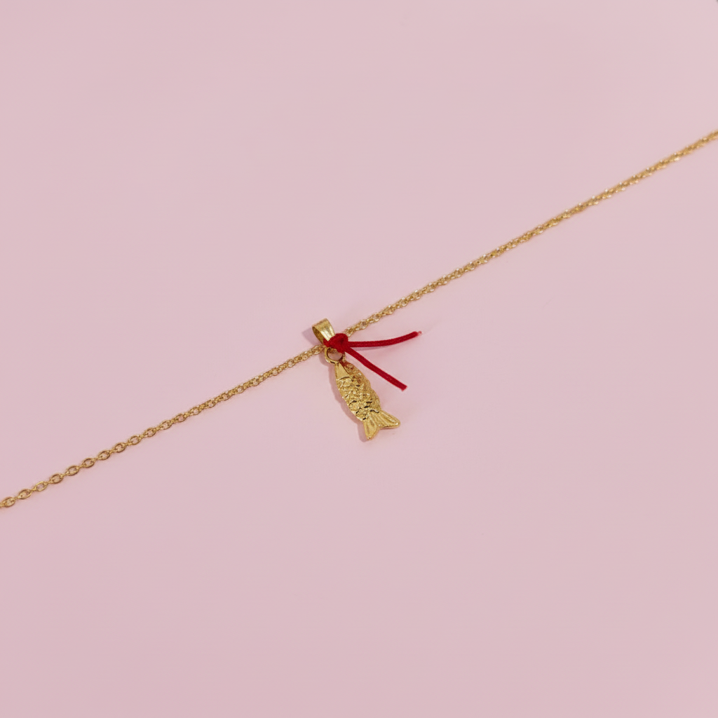 Çelik Kırmızı İp Şans Bereket Balık Kolye