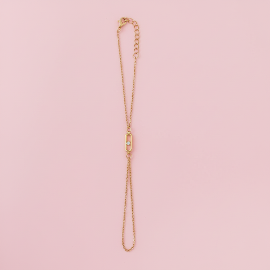 Çelik Taşlı Şahmeran