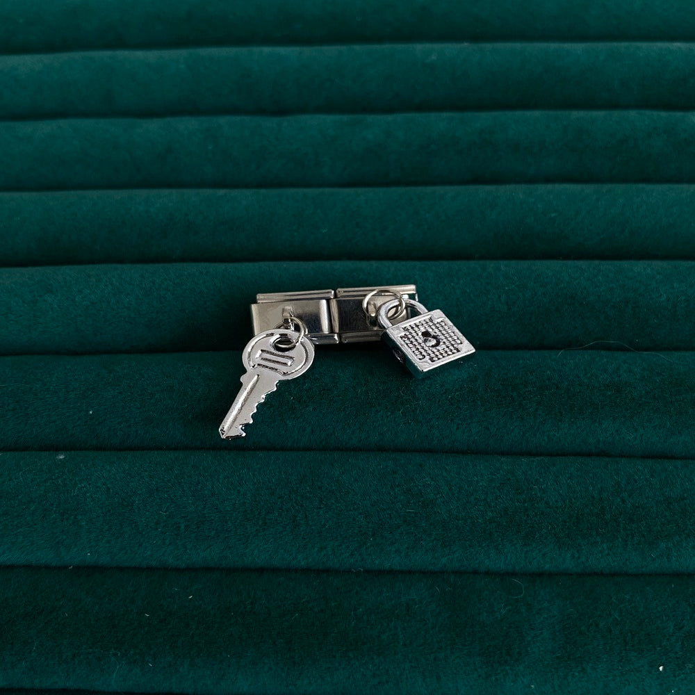 Nomination Charm