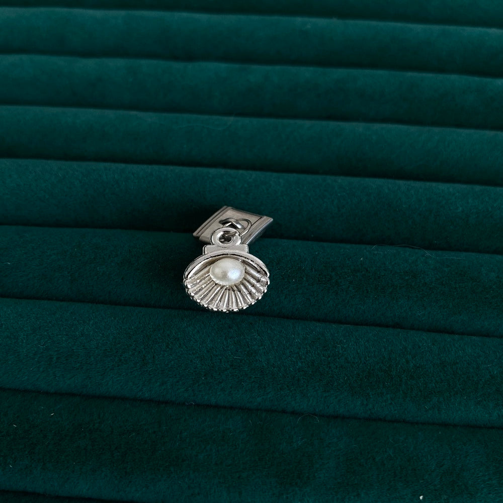 Nomination Charm