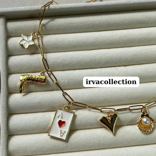 Gold Zincirli Eminönü Charm Kolye