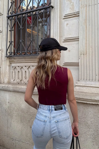 Önü Tulumlu Likralı Süprem Atlet