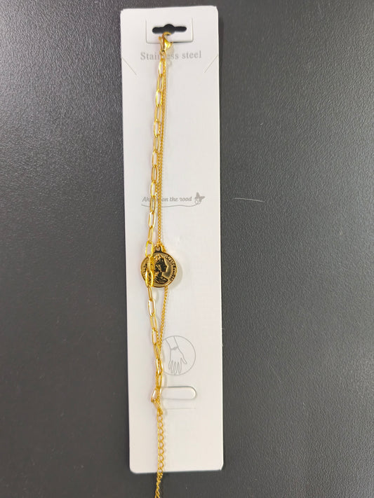 Madalyon Charm Zincir Kolye