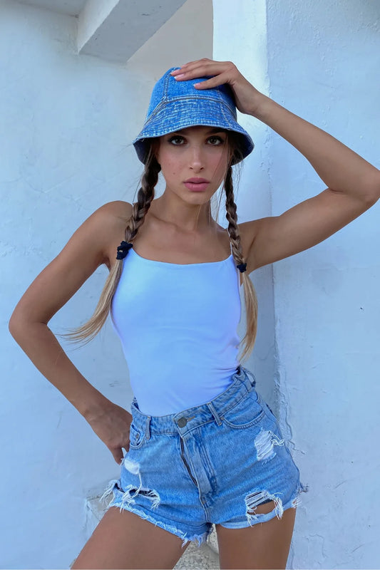 Uzun Büstiyer Atlet